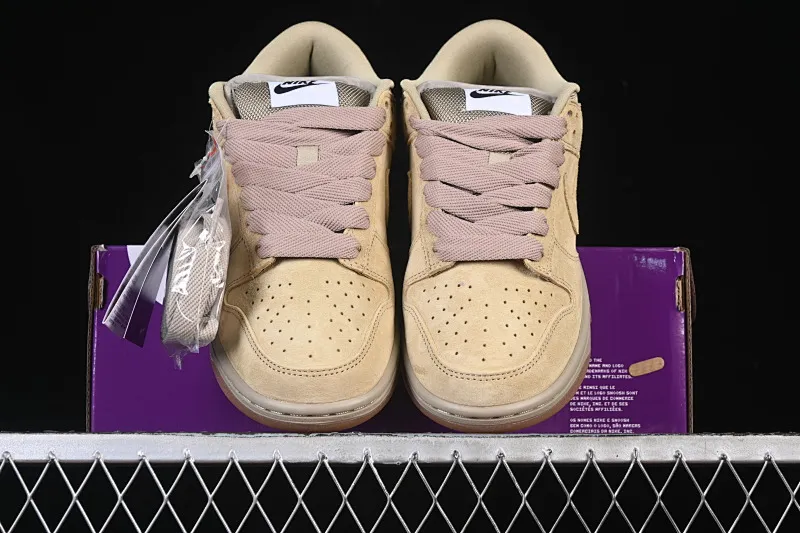 All Categories Nk SB Dunk Series Nk SB Dunk Low Low-top sneakers Nike SB Dunk Low Pro B "Parachute Beige" Desert Khaki Low-top casual sneakers HJ0367-200